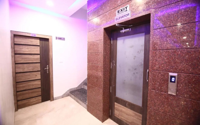 Regal Hotel & Restaurant