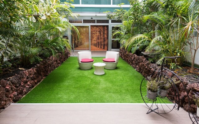Suites Garden 3 Loft Picasso