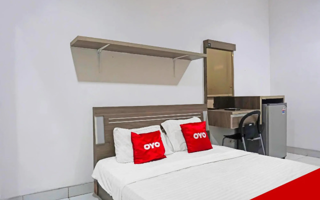 OYO 91889 Kramat Residence