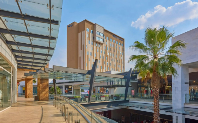 City Express Plus by Marriott Ciudad de México Mundo E