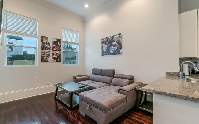 Residences Du Carondelet by Hosteeva