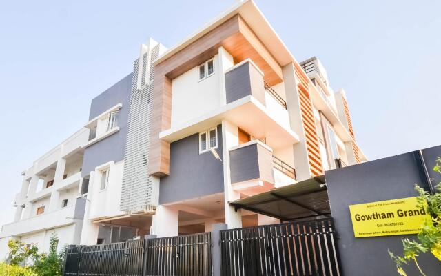 OYO 79142 Gowtham Grand