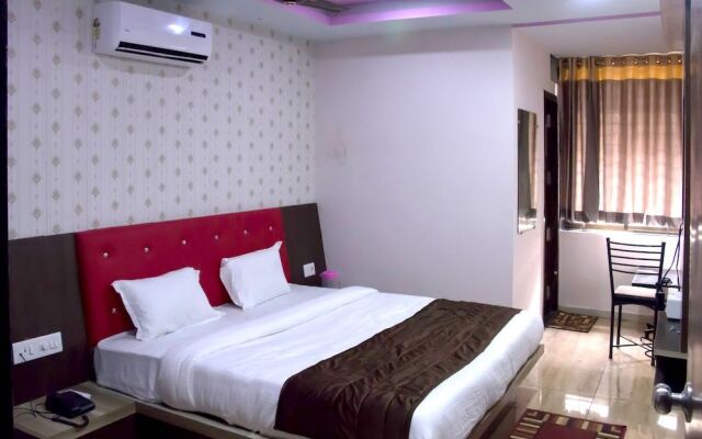 Hotel Shree Palace & Restaurant