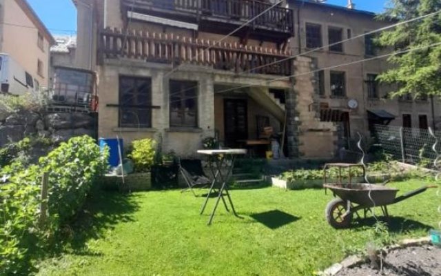 Marmotte - Apartment near the cable car in La Grave