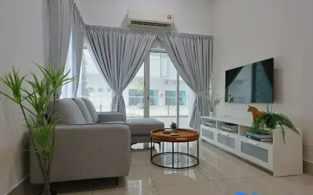 Razak City Residences Block A4 by Favspace