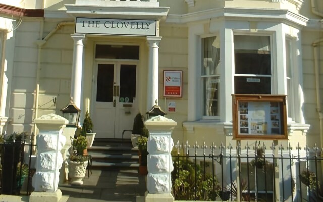 The Clovelly - Guest Accomodation