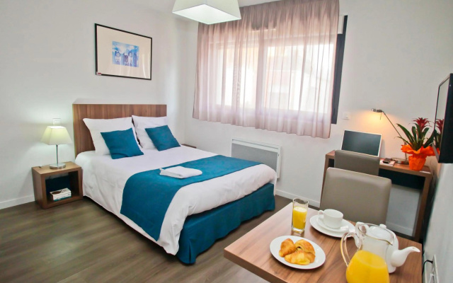Appart Hotel Odalys City Tours Le Jardin des Lettres