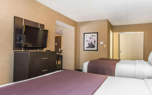 Quattro Hotel & Conf. Centre, an Ascend Collection Hotel