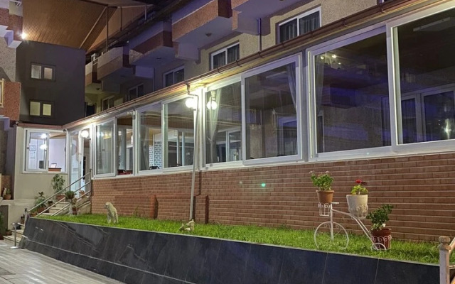 Topaloglu Thermal Otel