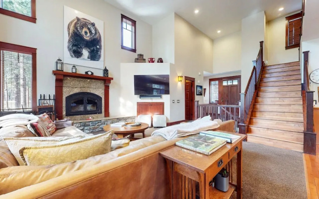 Timbers #2 4 Bedroom Townhouse