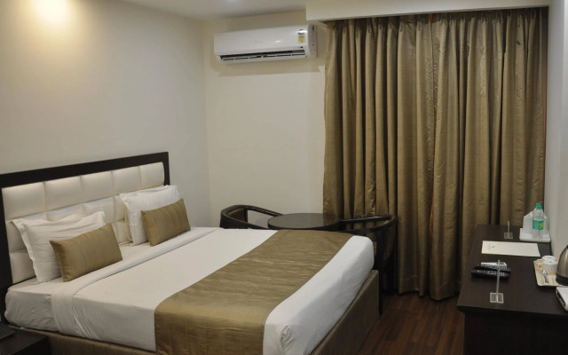 Usha Kiran Palace Hotel & Towers