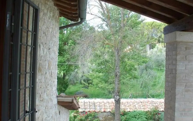 Casale in Teverina