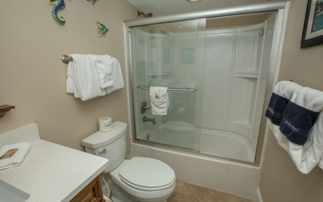 Dolphin Point 104b 2 Bedroom Condo by RedAwning