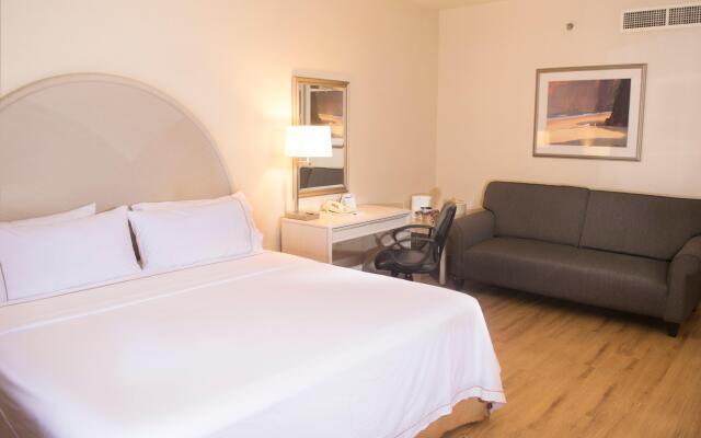 Holiday Inn Express Monterrey Galerias by IHG
