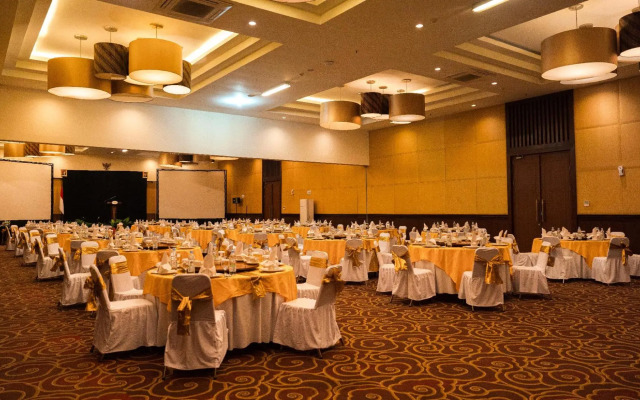 Dwangsa Hotel Solo