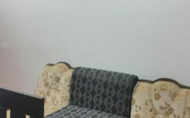 Royalty Inn
