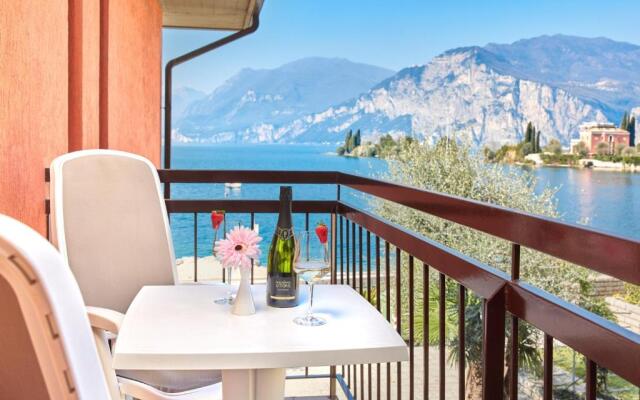 Beach Hotel Rosa