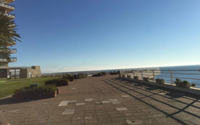 Beautiful Beachfront Studio in Torremolinos 32