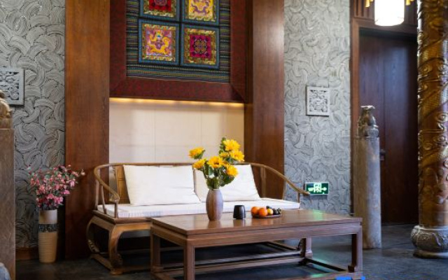 Lijiang Meilunanzhao Mansion Hotel (Lijiang Shuhe Ancient Town Branch)