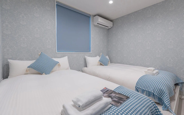 Nishikujo Maison Le Bleu Chigusa