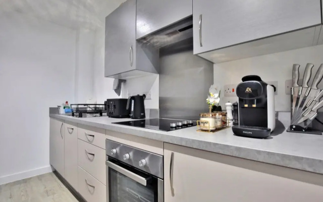 Manchester - 2-bed Apartment - Sleeps 4 - Wifi