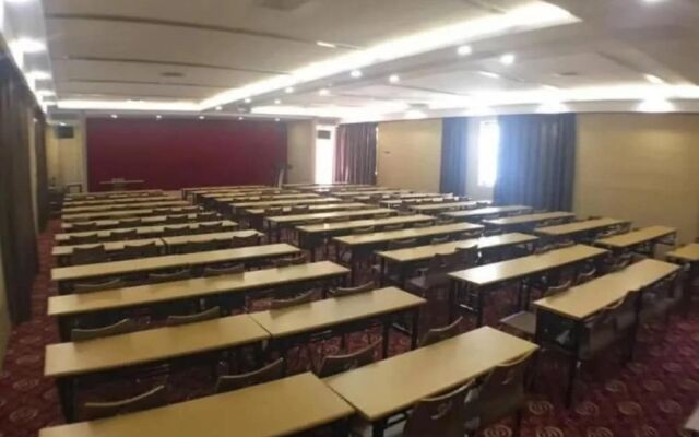 Wenxing Hotel Chain Dongguan Qifeng