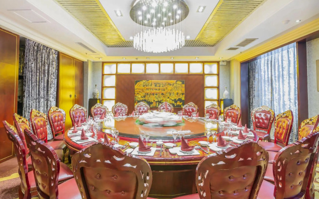 Luoyang Aviation Hotel