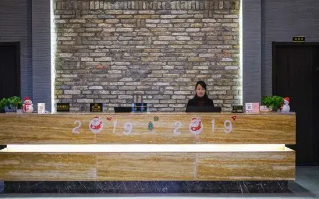 Huihong Hotel