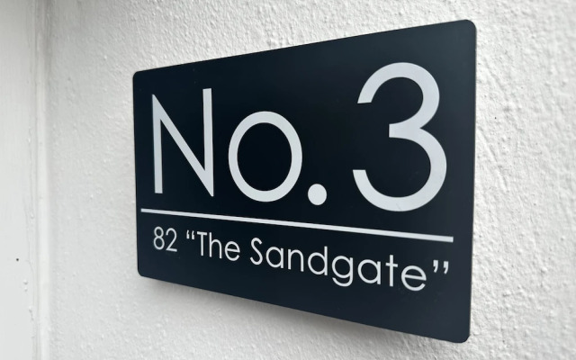 The Sandgate New Immaculate 1-bed Apartment in Ayr