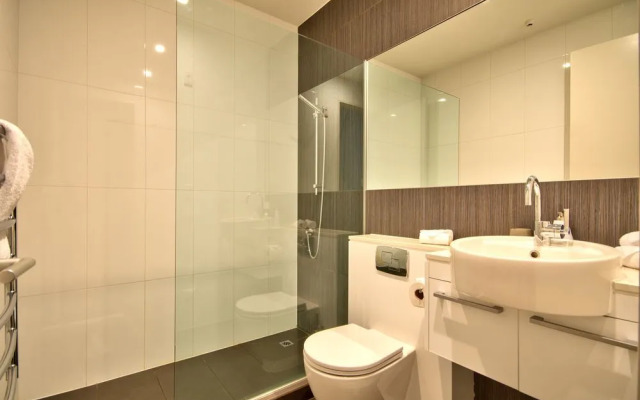 Element Escapes Luxury Apartments