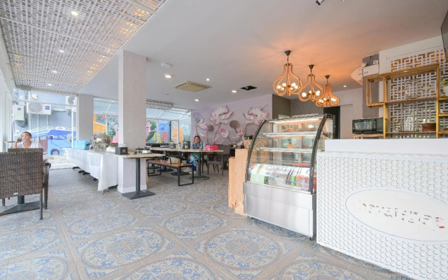 Sino Maison Hotel