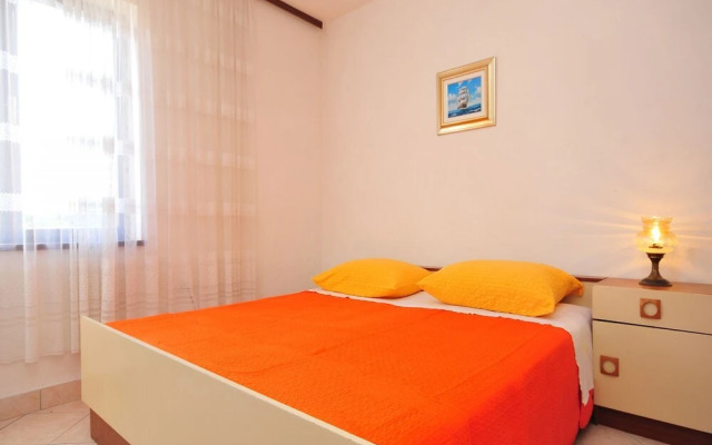 Mirko - 100m From the sea - A2