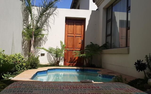Eagle Rock Executive Guest House