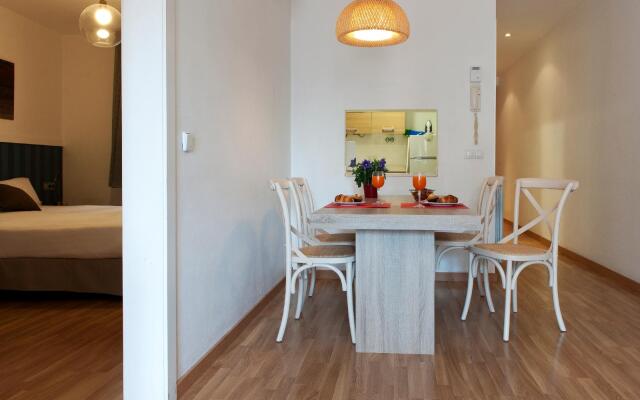 MH Apartments Liceo