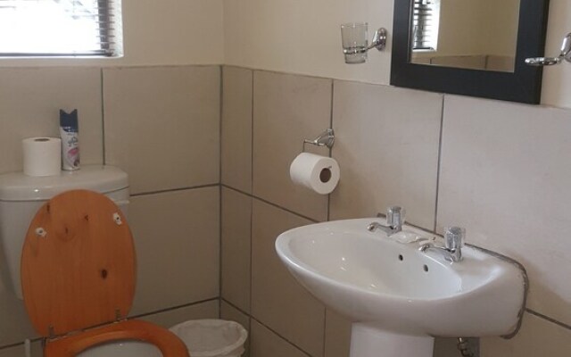 120 At Klerck Guest House