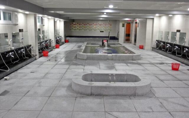 Dongbang Tourist Hotel