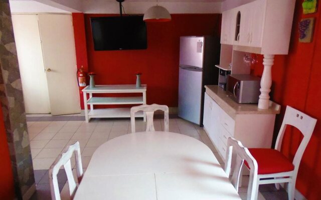 Hostal Santa Marta, TDM.