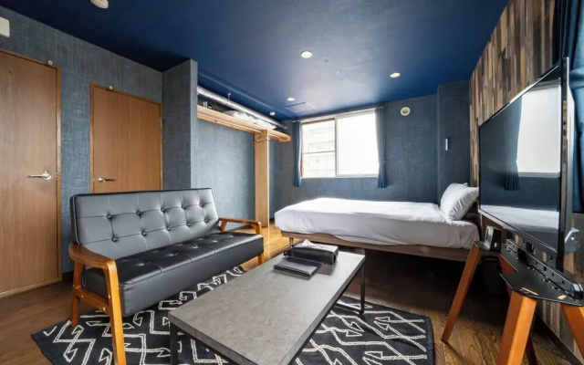 Silk Court 301