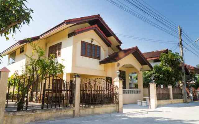 Mutthong House
