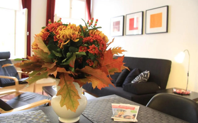 Nollendorf Apartments