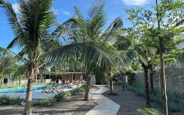 Wanderlust Garden Inn