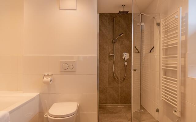 Finest Villa Zell am See - Penthouse Sauna