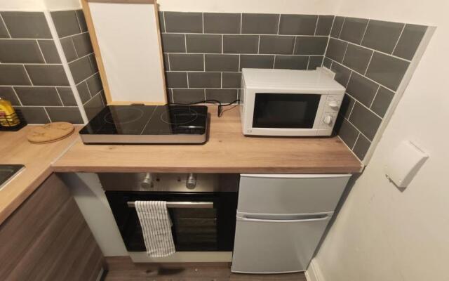 Beautiful 1 Bedroom Apartment