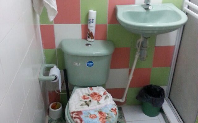 Room in Guest Room - Green Sea Inn San Luis