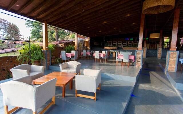 BougainVilla Hotel