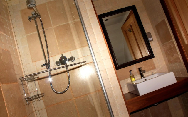 Ashtree House Hotel