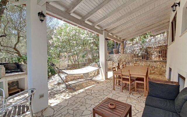 Dis004 in Marittima With 4 Bedrooms and 3 Bathrooms