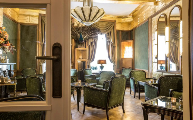 Hotel de Castillion