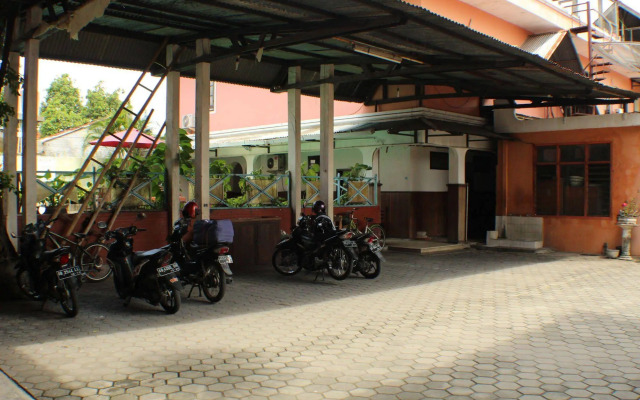 Ananda Hotel