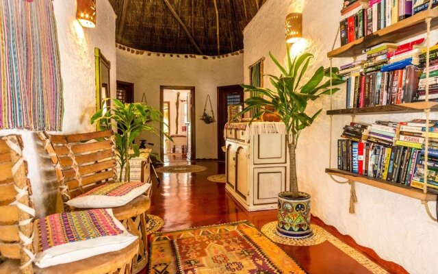 Mawimbi Boutique Hotel